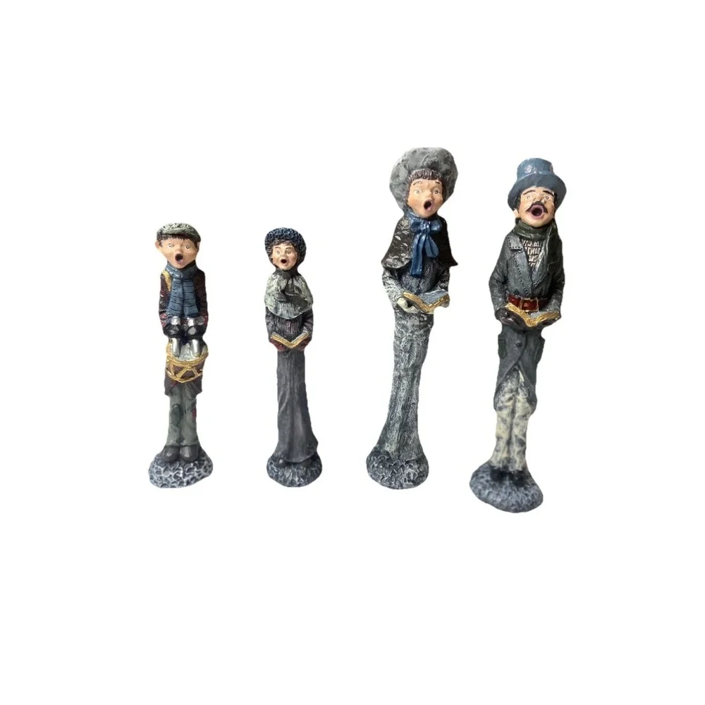 Vintage Windsor Collectible Christmas Caroler Family Wintery Attire Set 4 Resin
